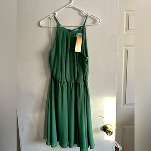 Dina Be Green Dress Francesca’s size Large stretch cinched waist. NWT.